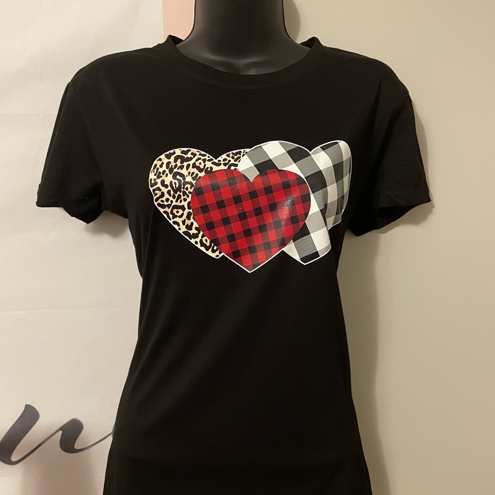 Tri hearts Tee